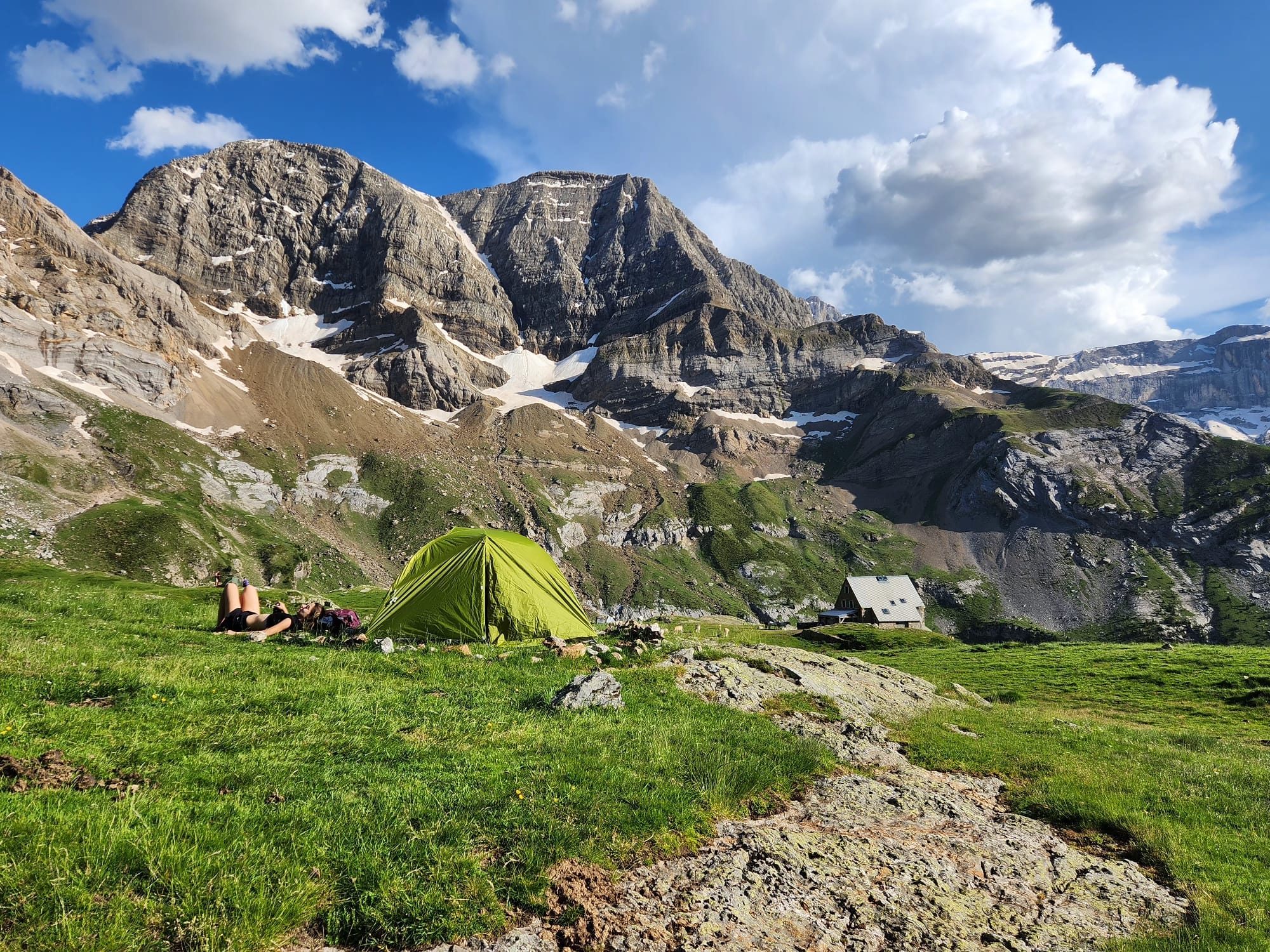 Bivouac facile dans les Alpes : 2 itinéraires parfaits pour débuter