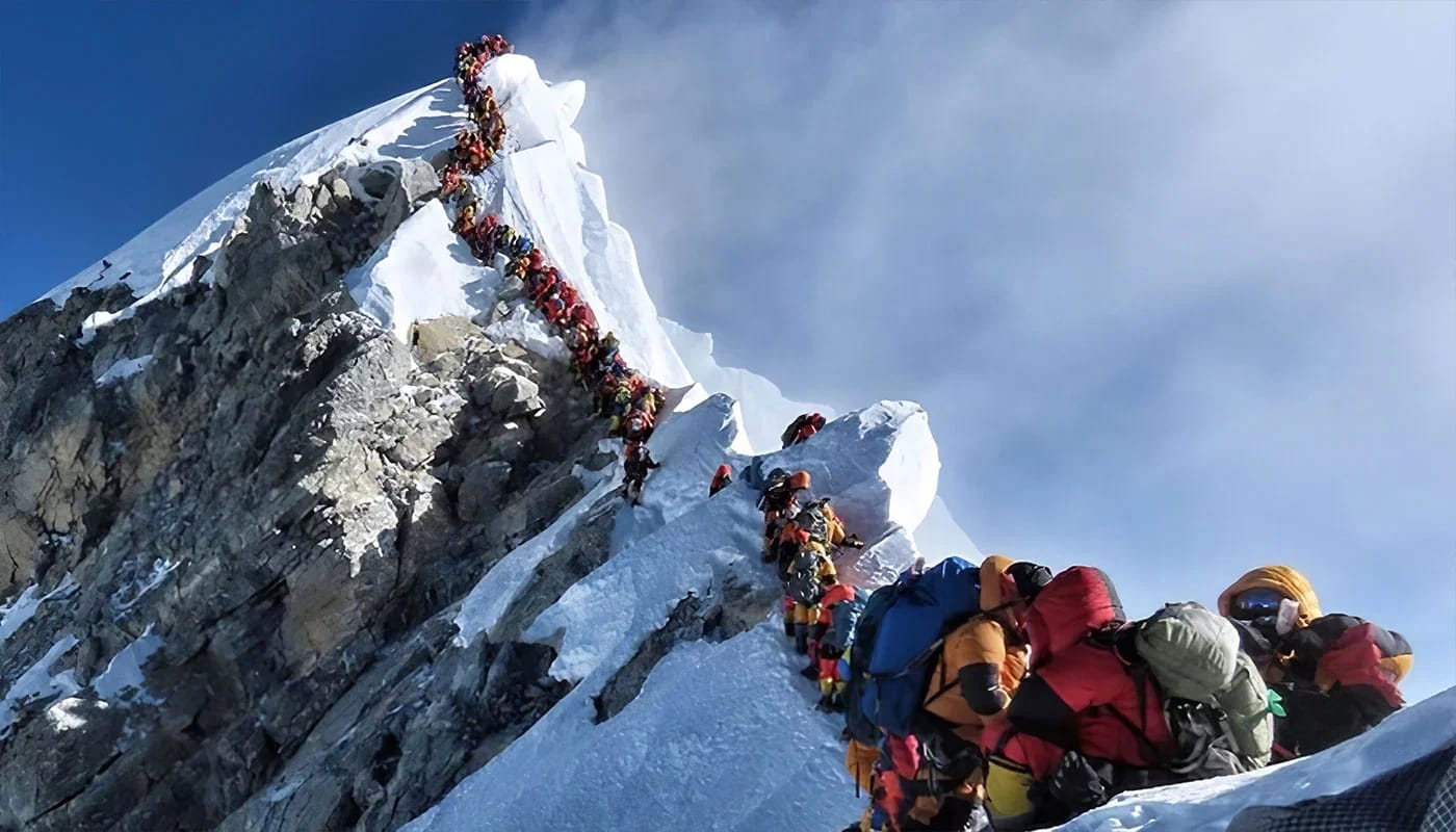 Pourquoi tant d'embouteillages sur l'Everest ?