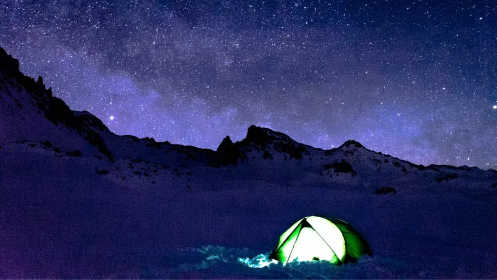Nuit en bivouac l'hiver