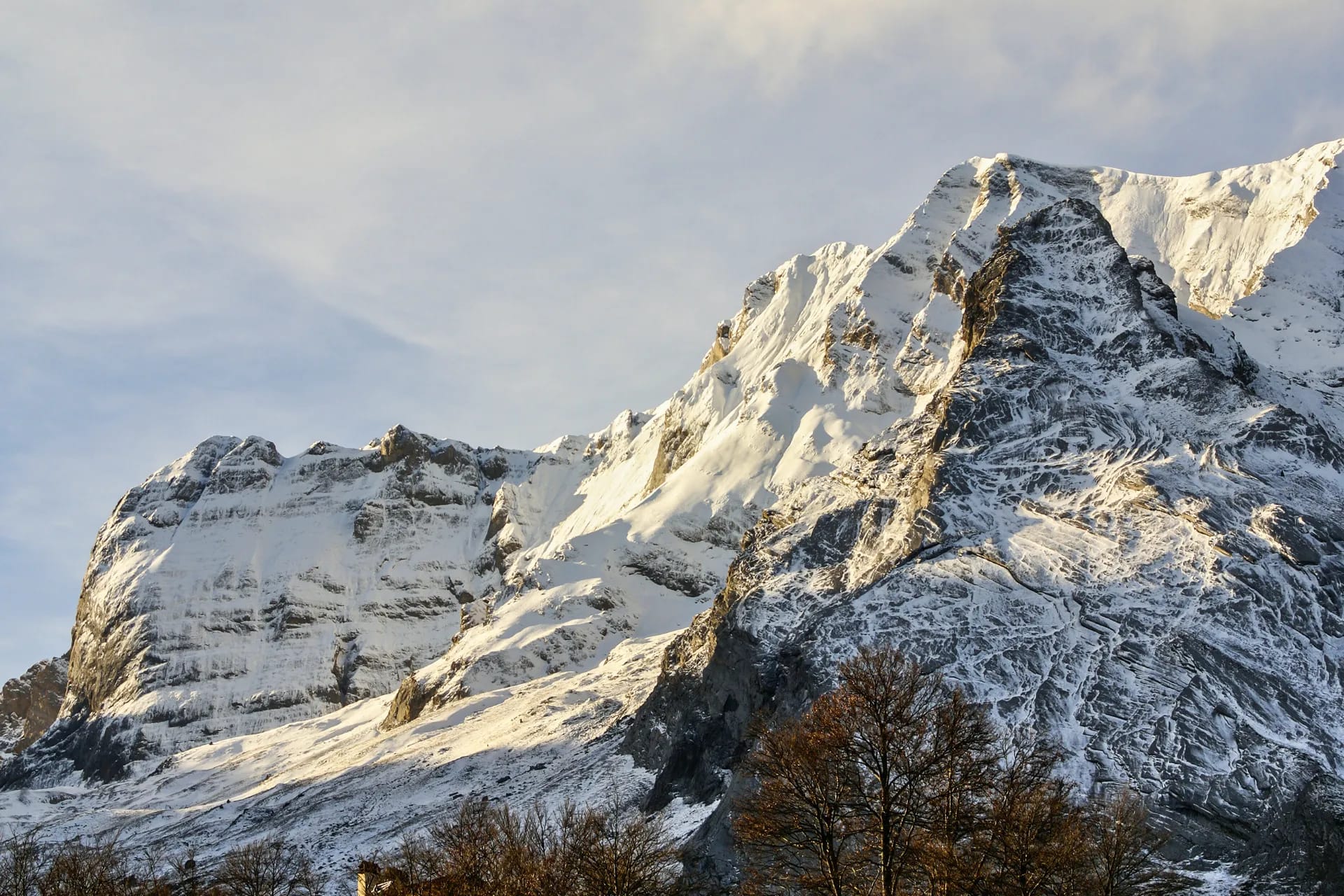Domaine skiable de Gourette sous la neige en hiver