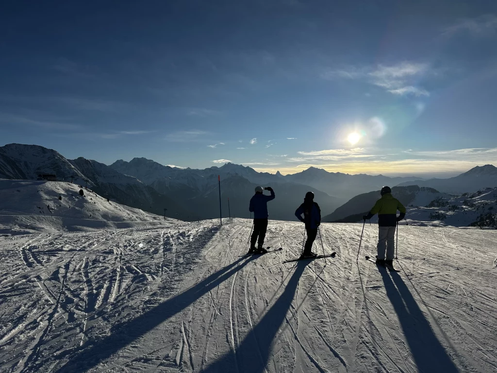 Fin de journee a aletsch arena 1024x768